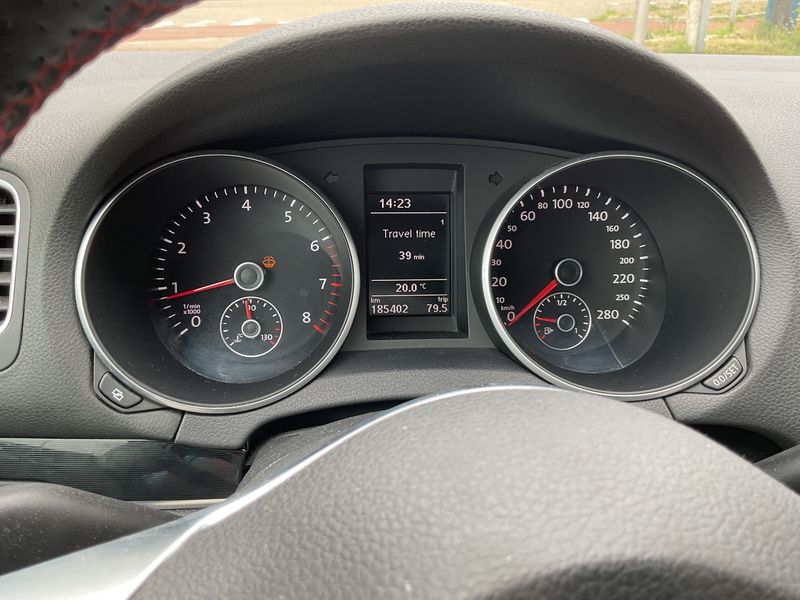 Volkswagen Golf VI 2.0 TSI GTI — zdjęcie 13