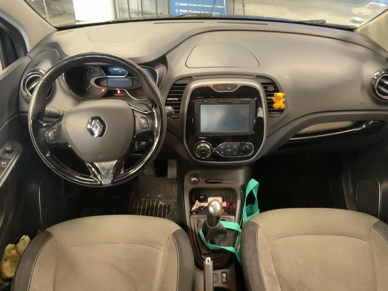 Renault Captur 1.5 dCi Energy Business 2015 – снимка 17