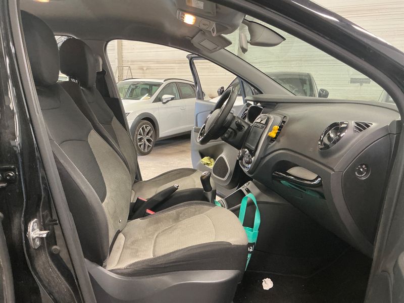 Renault Captur 1.5 dCi Energy Business 2015 – снимка 36