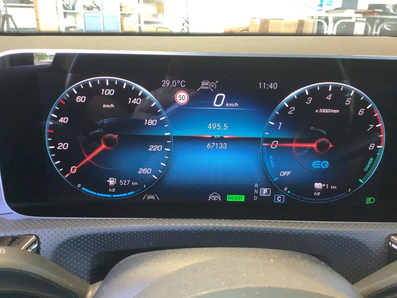 Mercedes-Benz A-Klasse A 250e AMG Line 2020 – снимка 19