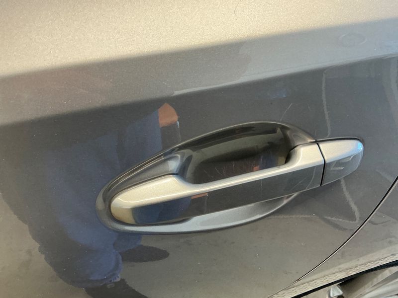 Toyota Auris 1.8 Hybrid Executive 2013 – снимка 25