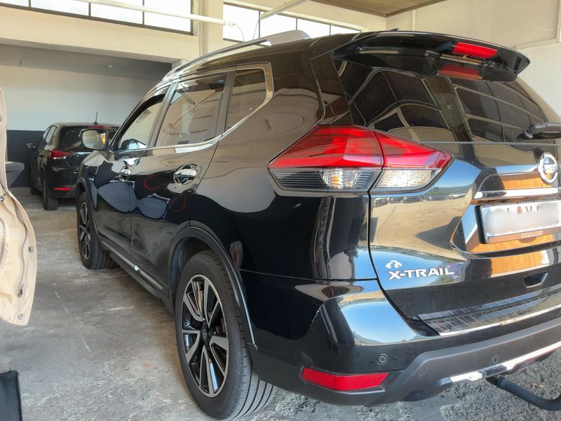 Nissan X-Trail 1.7 dCi Tekna 4x4 — zdjęcie 3