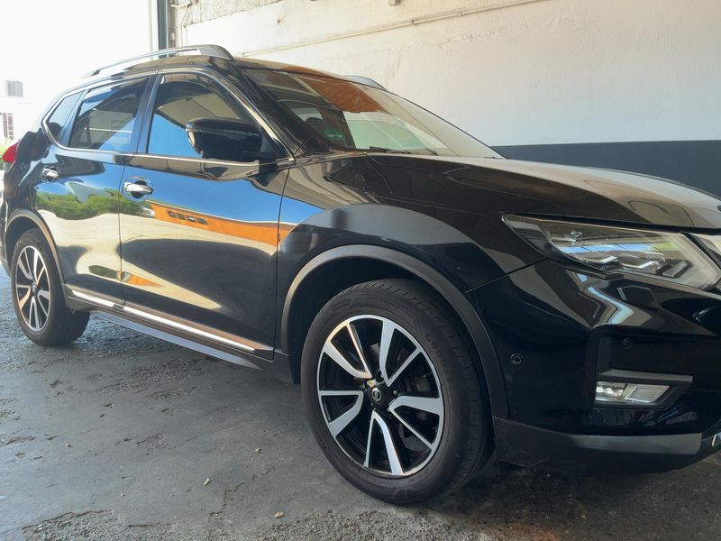 Nissan X-Trail 1.7 dCi Tekna 4x4 — zdjęcie 8