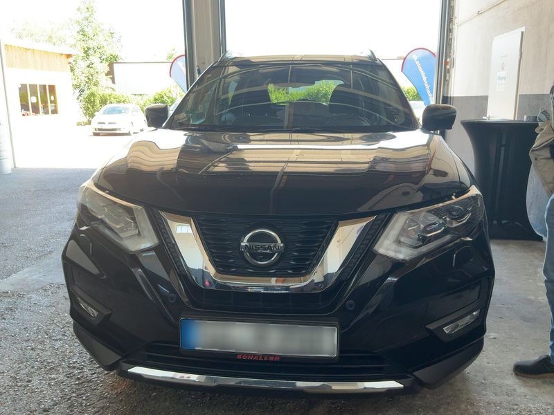 Nissan X-Trail 1.7 dCi Tekna 4x4 — zdjęcie 9