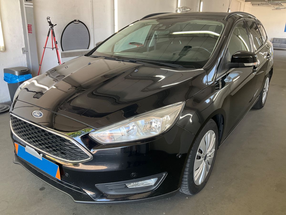 Ford Focus 2016 — photo 1