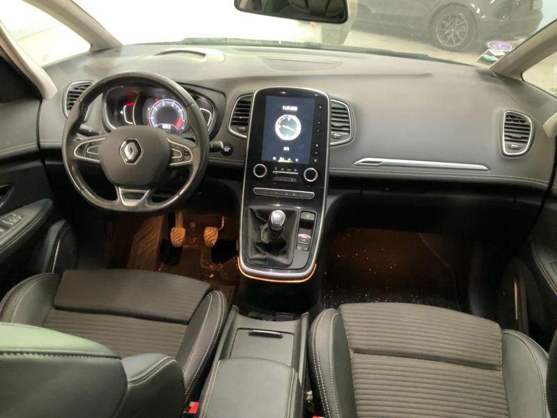 Renault Grand Scenic 1.2 TCe Energy BOSE Edition — zdjęcie 12