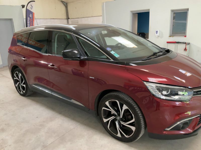 Renault Grand Scenic 1.2 TCe Energy BOSE Edition — zdjęcie 8