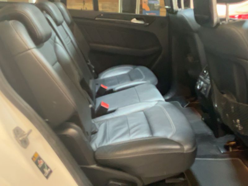 Mercedes-Benz GL-Klasse GL 350 CDI 4Matic BlueTec — zdjęcie 14