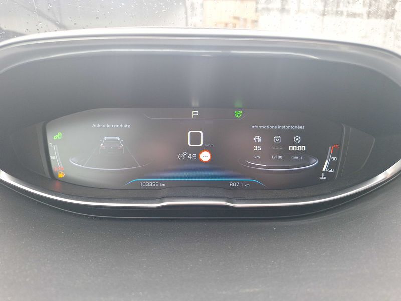 Peugeot 5008 1.2 PureTech Allure — zdjęcie 12