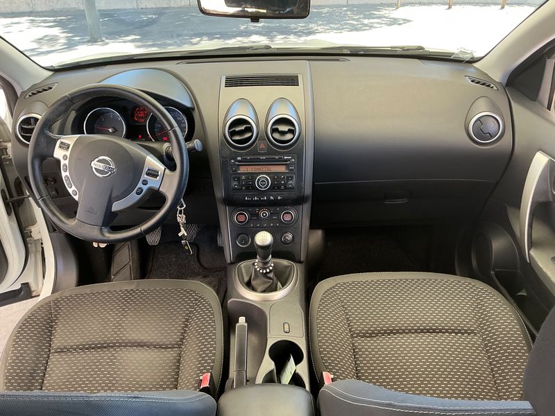 Nissan Qashqai 1.5 dCi Acenta — zdjęcie 12