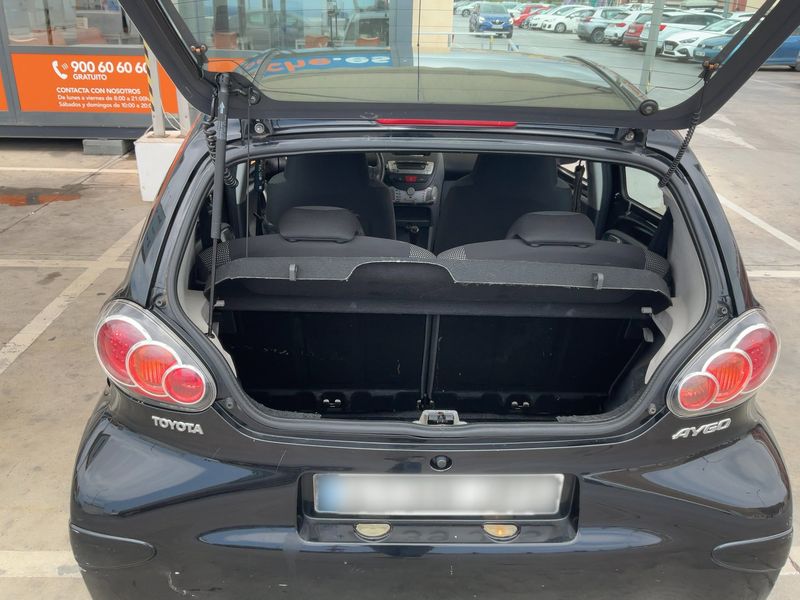 Toyota Aygo 1.0 City — zdjęcie 10