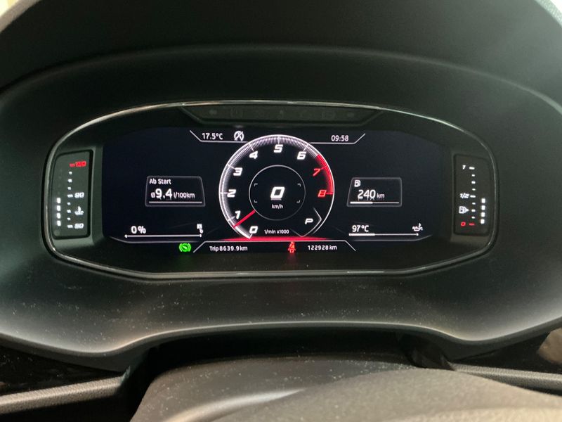 Seat Leon 2.0 TSI Cupra 300 4Drive — zdjęcie 13