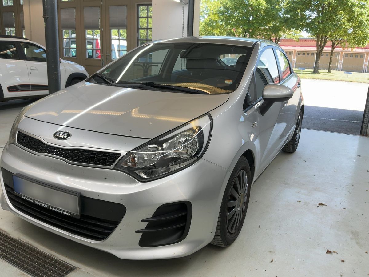 Kia Rio 2015