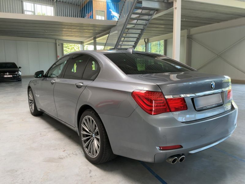 BMW 7er 730d — zdjęcie 3
