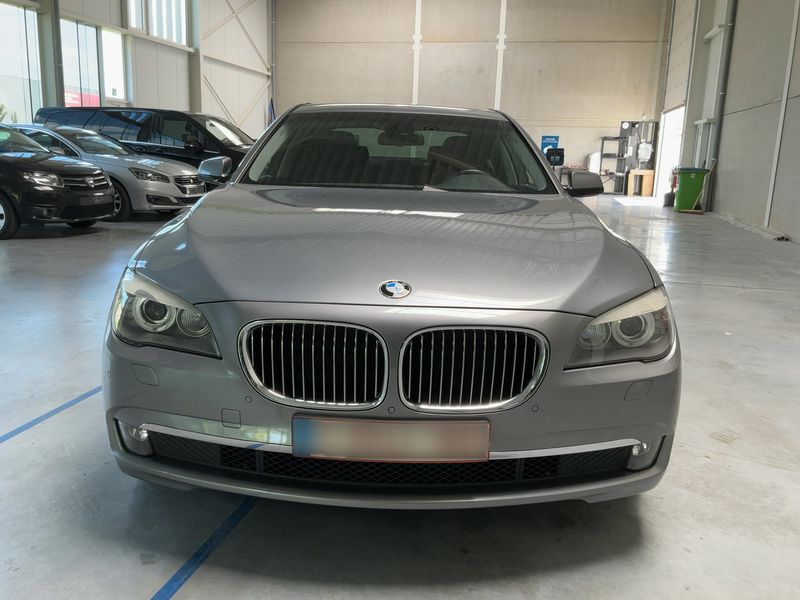 BMW 7er 730d — zdjęcie 9