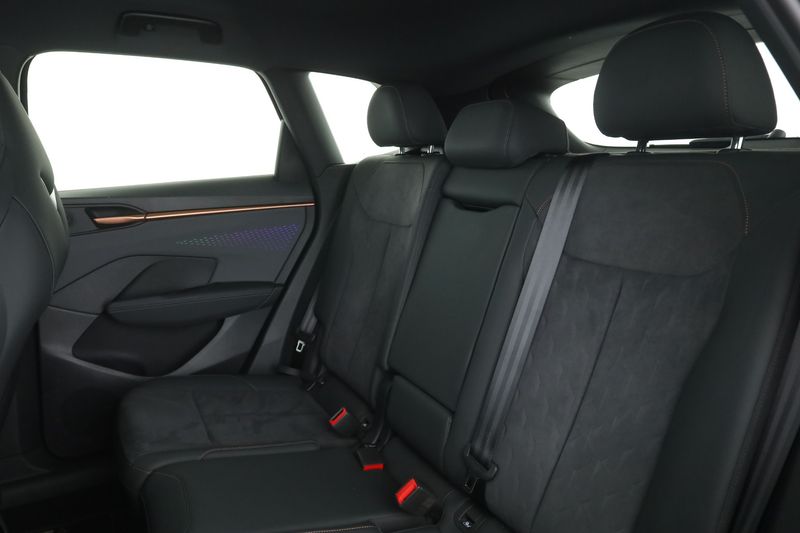 Cupra Terramar 1.5 e-HYBRID VZ — zdjęcie 14