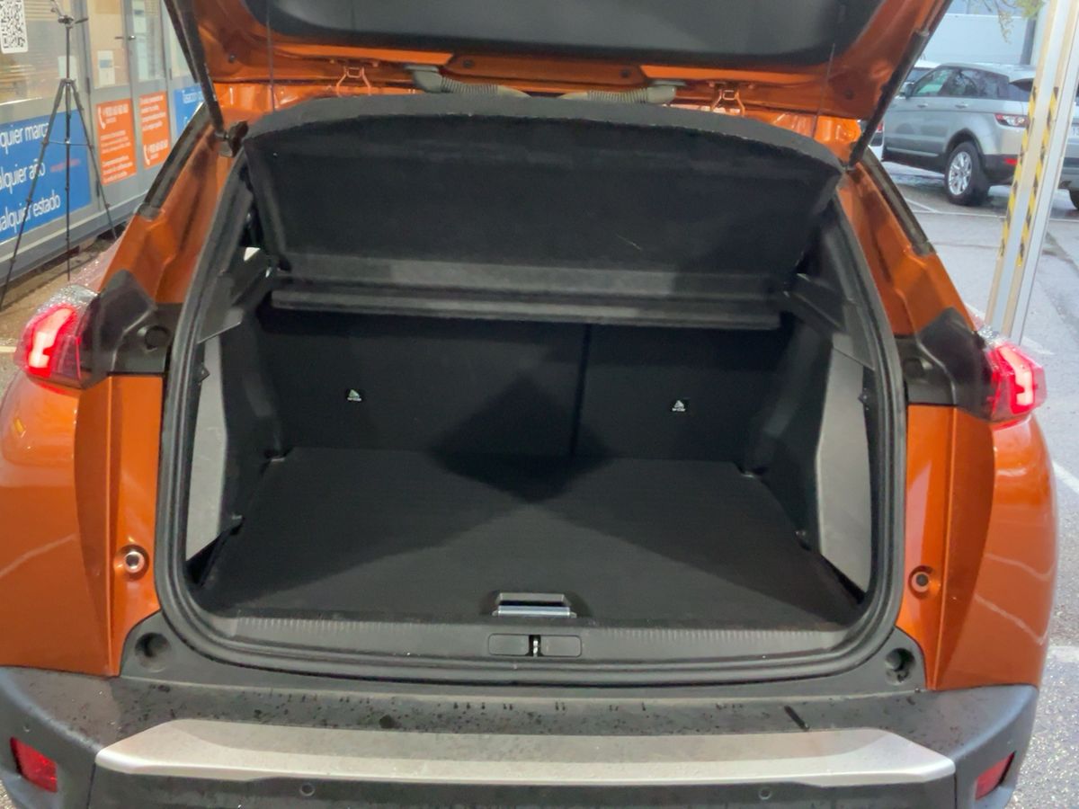 Peugeot 2008 2021 — photo 16
