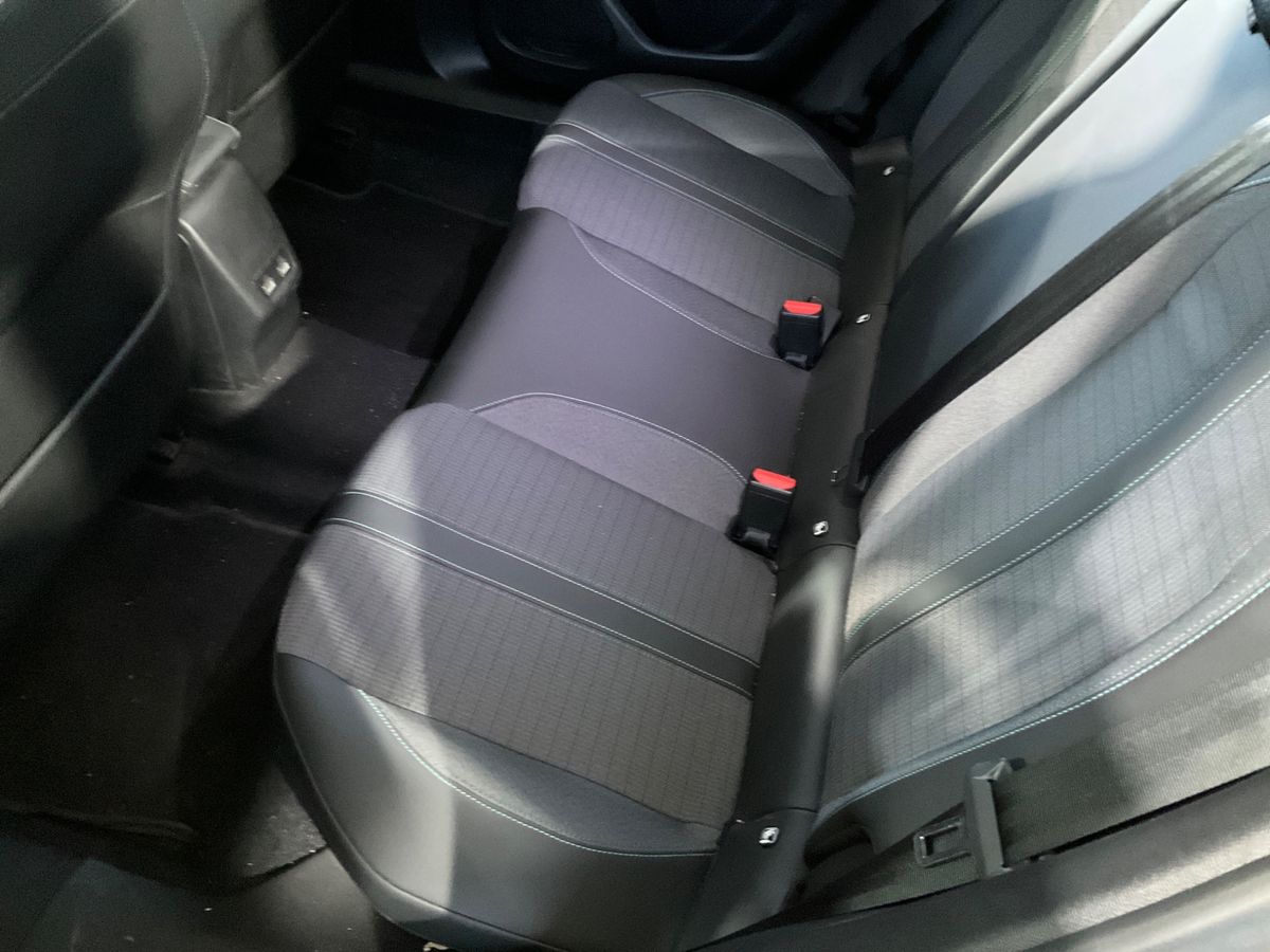 Peugeot 2008 2021 — photo 30