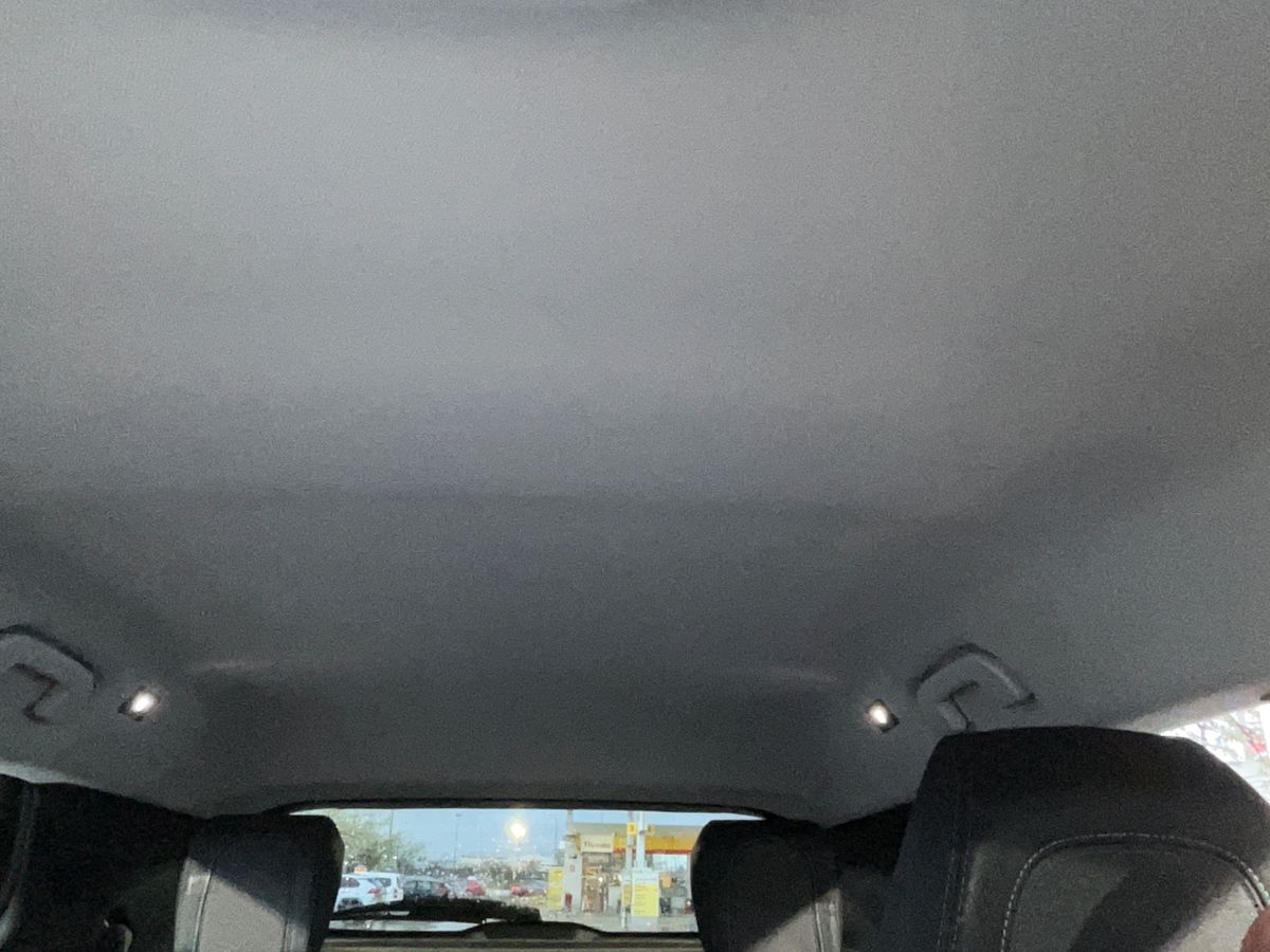 Peugeot 2008 2021 — photo 33