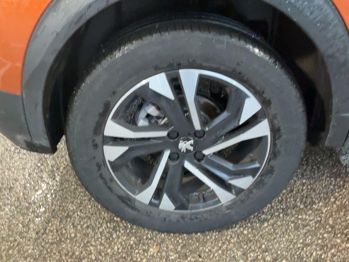 Peugeot 2008 2021 — photo 10