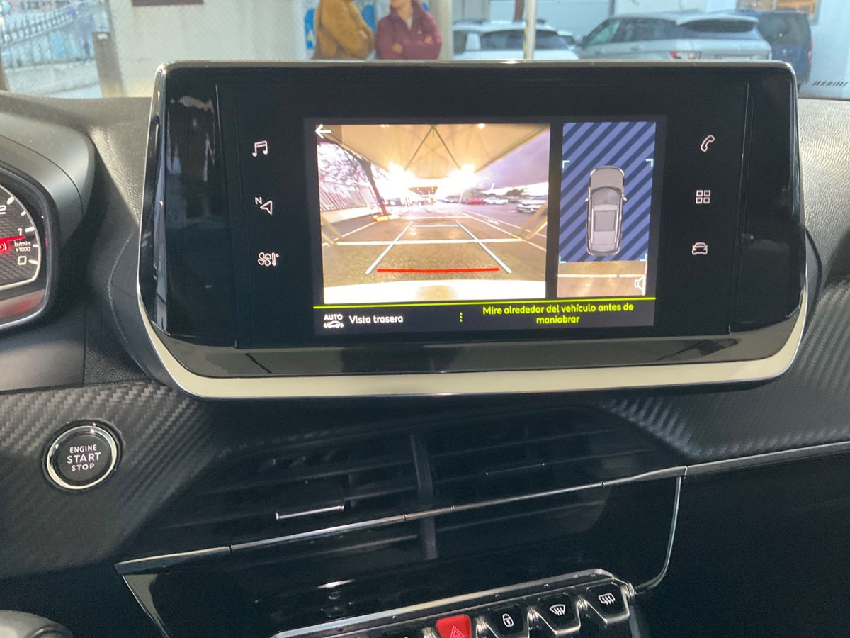 Peugeot 2008 2021 — photo 39