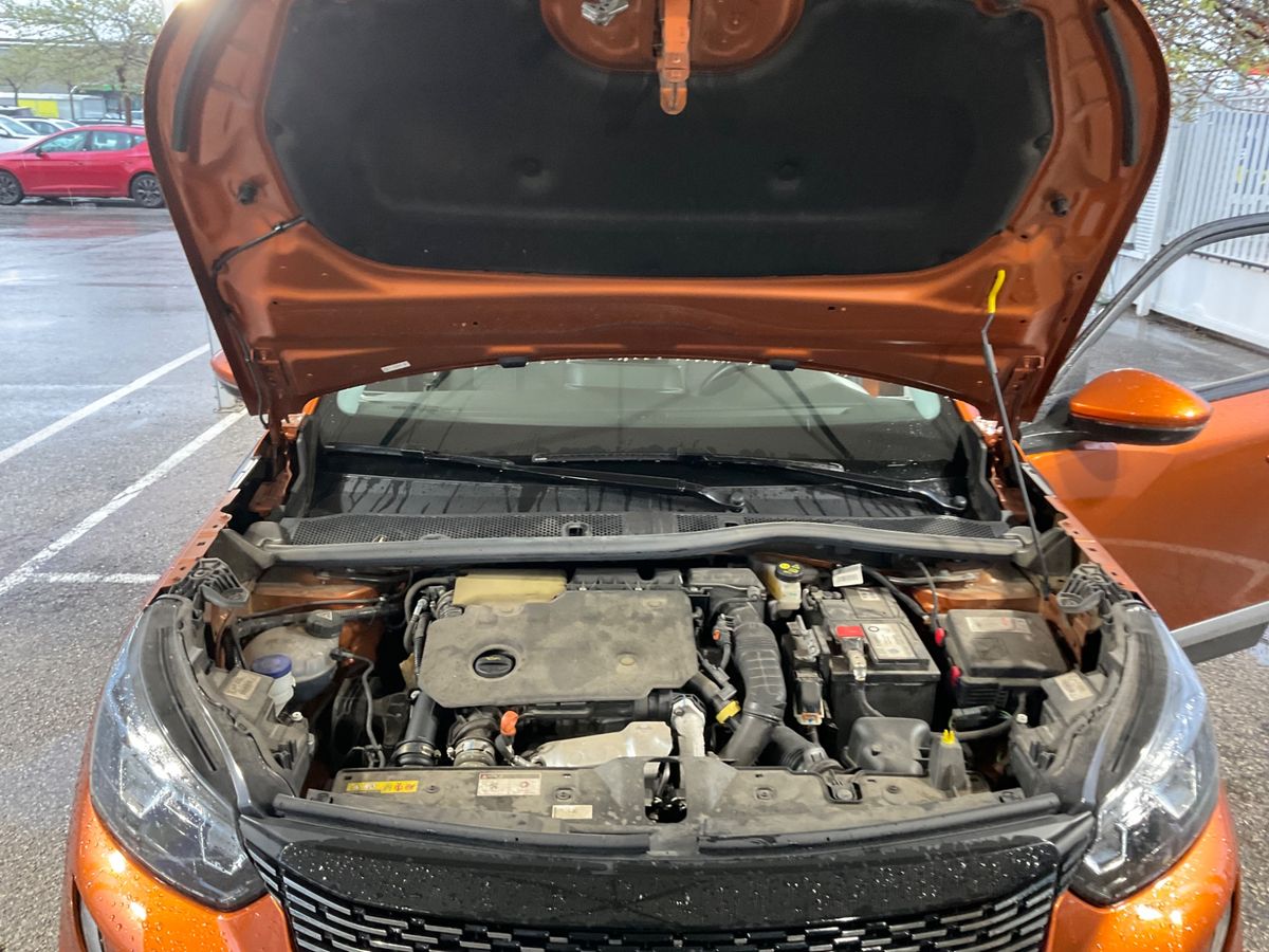 Peugeot 2008 2021 — photo 28