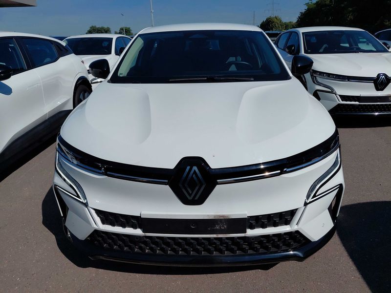 Renault Megane E-Tech electric drive 96 kW Equilibre — zdjęcie 7