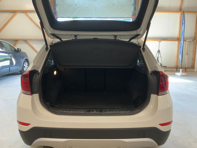 BMW X1 sDrive 18d xLine — zdjęcie 10