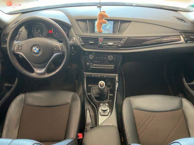 BMW X1 sDrive 18d xLine — zdjęcie 12