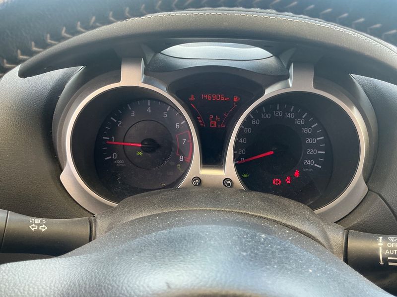 Nissan Juke 1.2 N-Connecta — zdjęcie 13