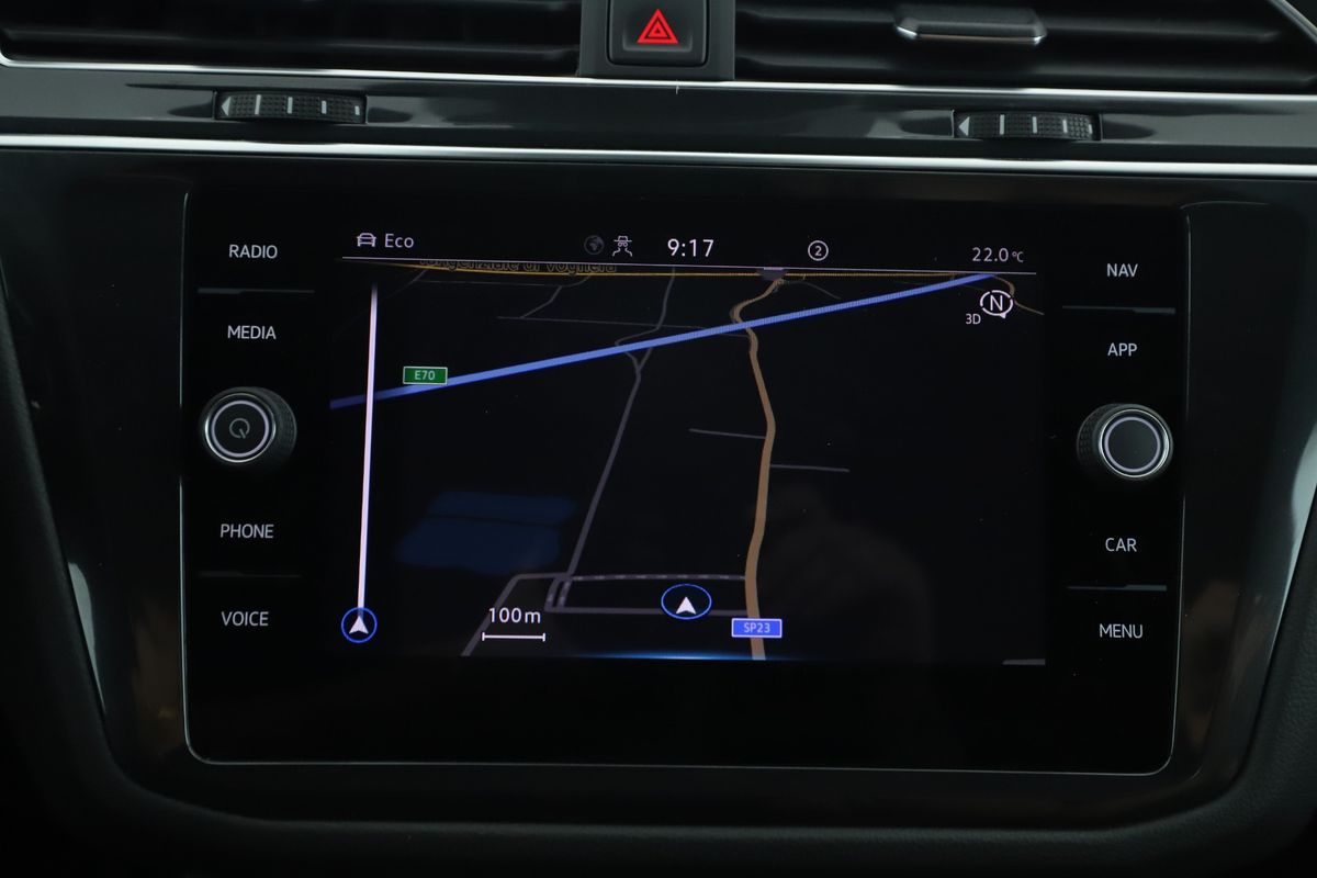Volkswagen Tiguan 2022 — photo 33