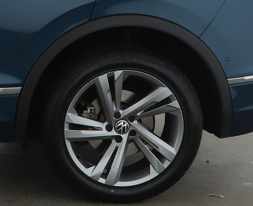 Volkswagen Tiguan 2022 — photo 6