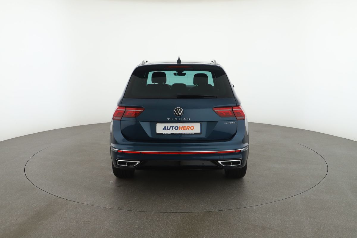 Volkswagen Tiguan 2022 — photo 8