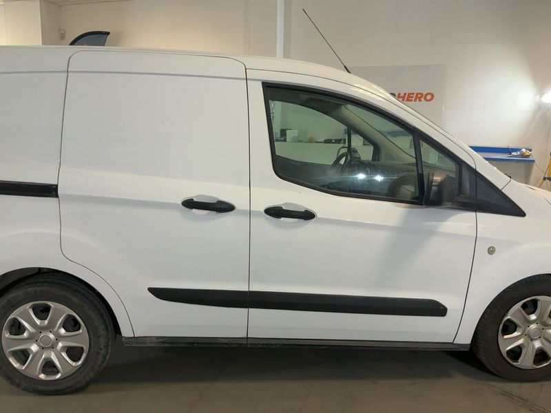 Ford Transit Courier 1.5 TDCi Trend — zdjęcie 7