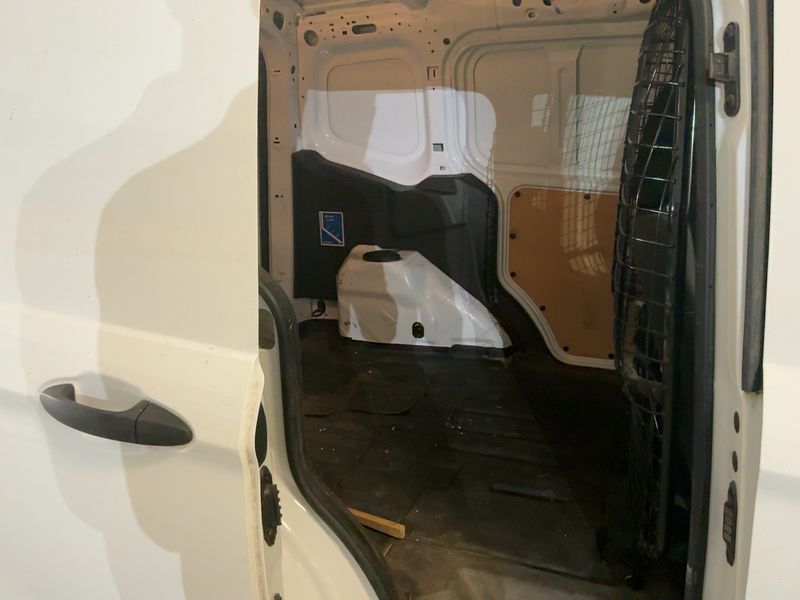 Ford Transit Courier 1.5 TDCi Trend — zdjęcie 14