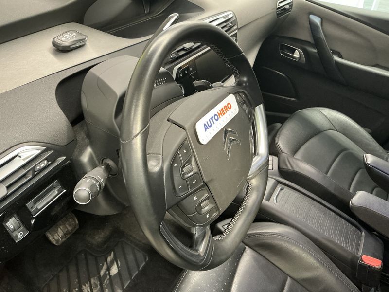 Citroen C4 Picasso 1.2 PureTech Shine 2017 – снимка 22