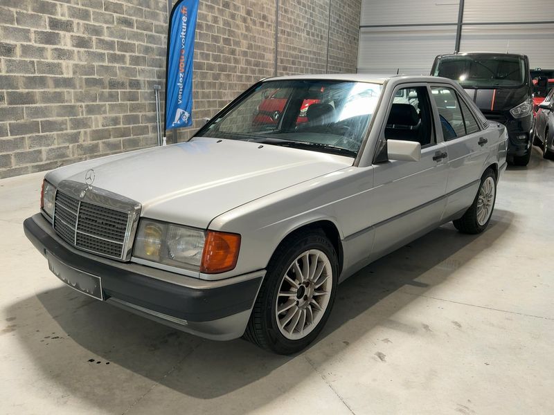 Mercedes-Benz 190/190 E 2.6 KAT