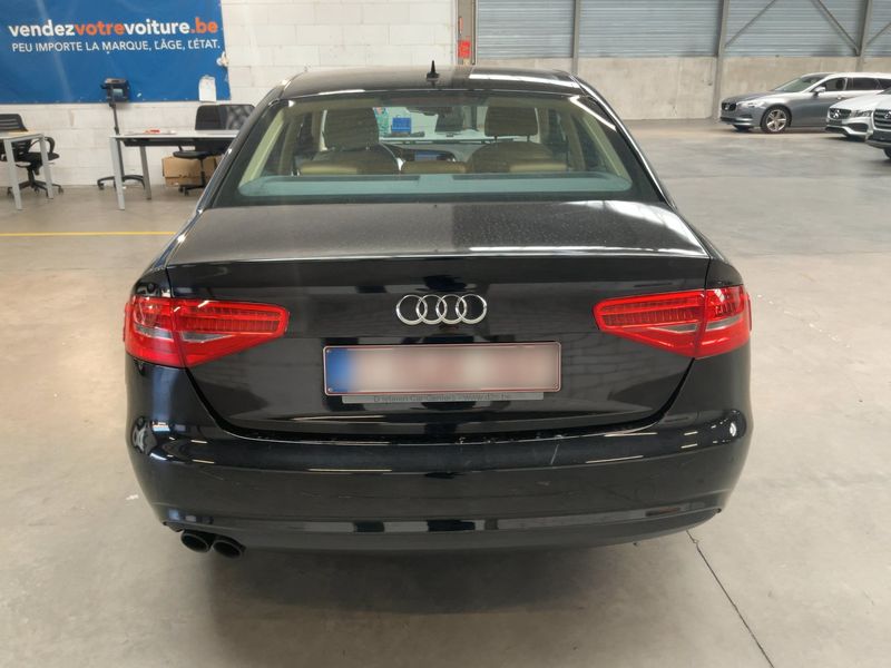 Audi A4 1.8 TFSI Attraction 2015 – снимка 7