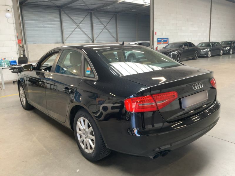 Audi A4 1.8 TFSI Attraction 2015 – снимка 6