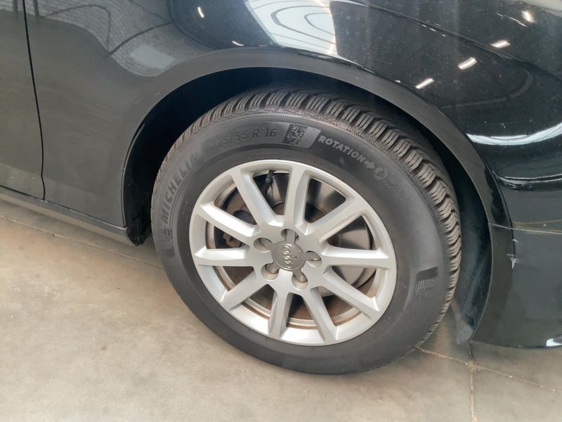 Audi A4 1.8 TFSI Attraction 2015 – снимка 11