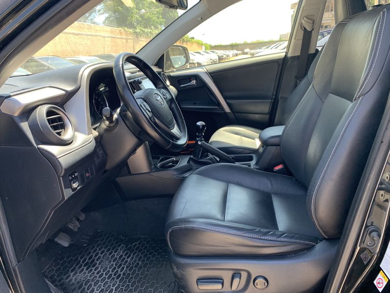 Toyota RAV 4 2.0 D-4D Lounge 2016 – снимка 10