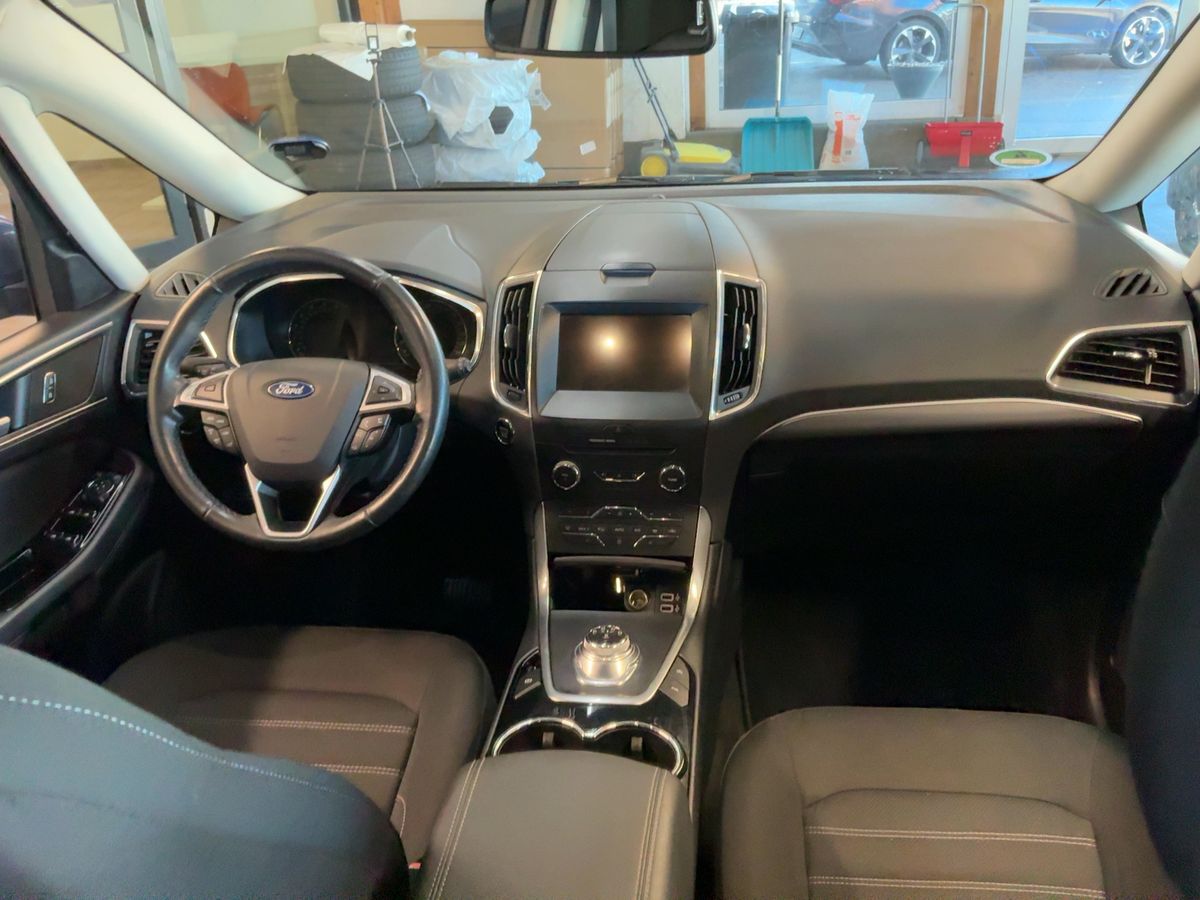 Ford Galaxy 2020 — photo 19