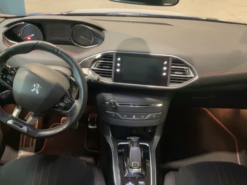 Peugeot 308 1.6 PureTech GT — zdjęcie 12