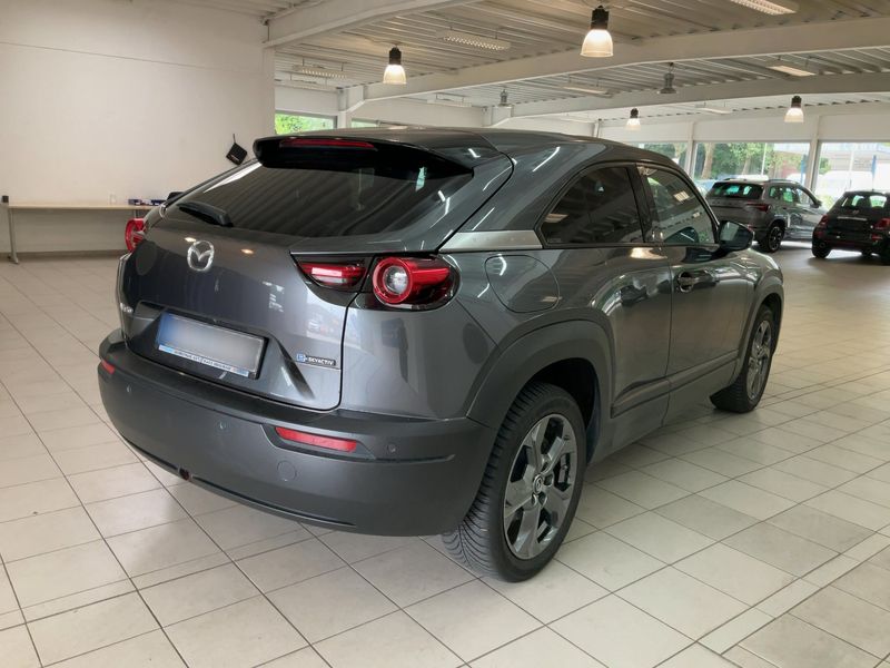 Mazda MX-30 electric drive 107 kW — zdjęcie 6