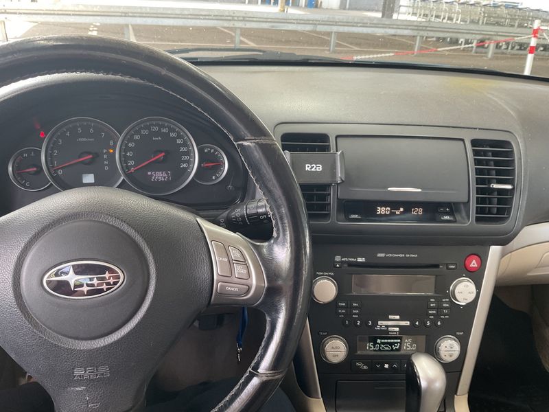 Subaru Legacy 2.5 Outback Active — zdjęcie 4