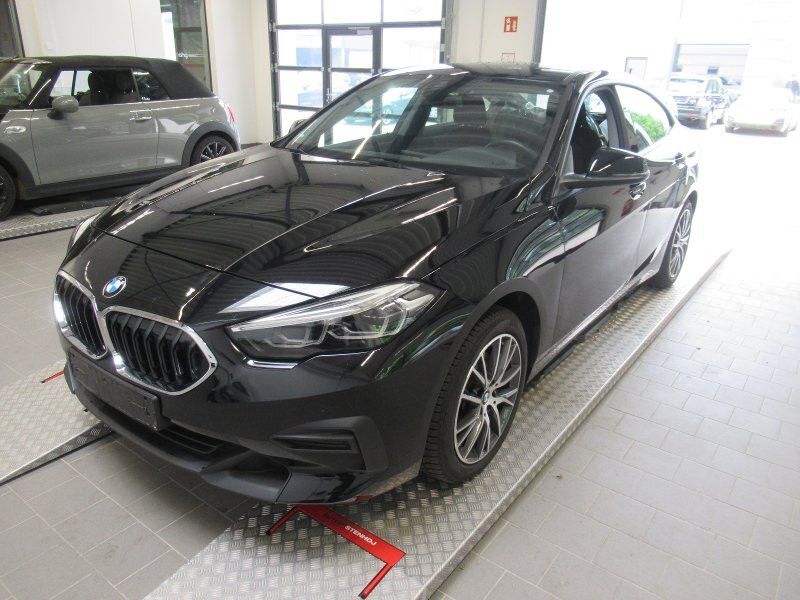 BMW 2er 218i Gran Coupe Advantage