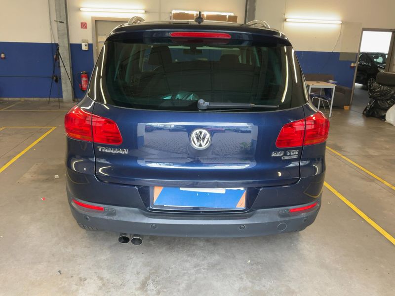 Volkswagen Tiguan 2.0 TDI Sport & Style 4Motion BlueMotion Tech 2011 – снимка 7