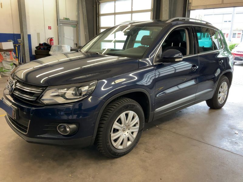 Volkswagen Tiguan 2.0 TDI Sport & Style 4Motion BlueMotion Tech 2011 – снимка 1