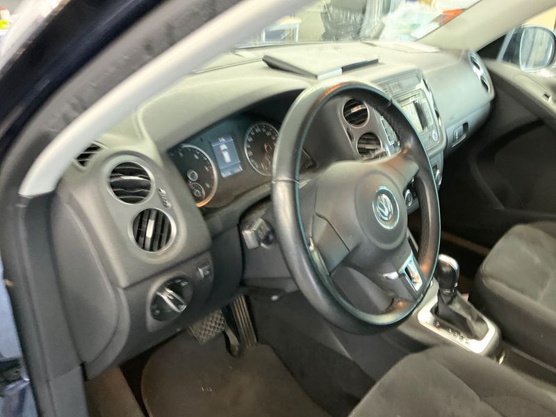 Volkswagen Tiguan 2.0 TDI Sport & Style 4Motion BlueMotion Tech 2011 – снимка 30