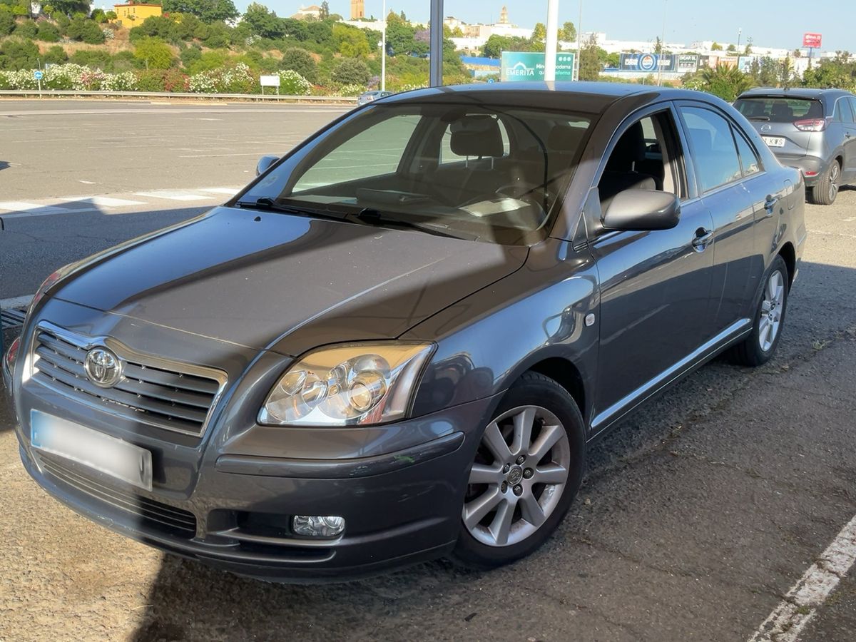 Toyota Avensis 2005
